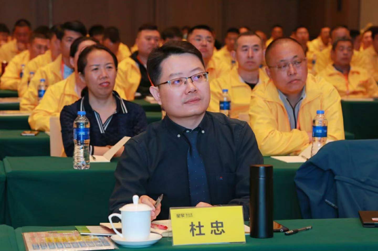 杜忠：如何挖墙脚，成功替换大客户原有供应商